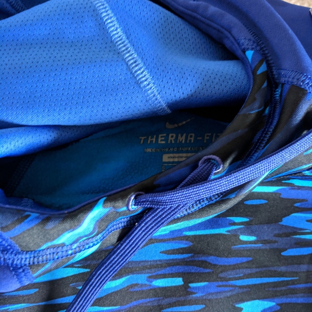 🔥 Nike Hoodie - Picture 4 of 7